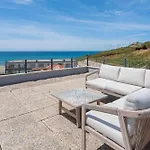Вилла With Ocean View Лориньян