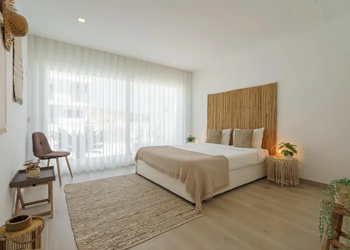 With Ocean View فيلة لورينها