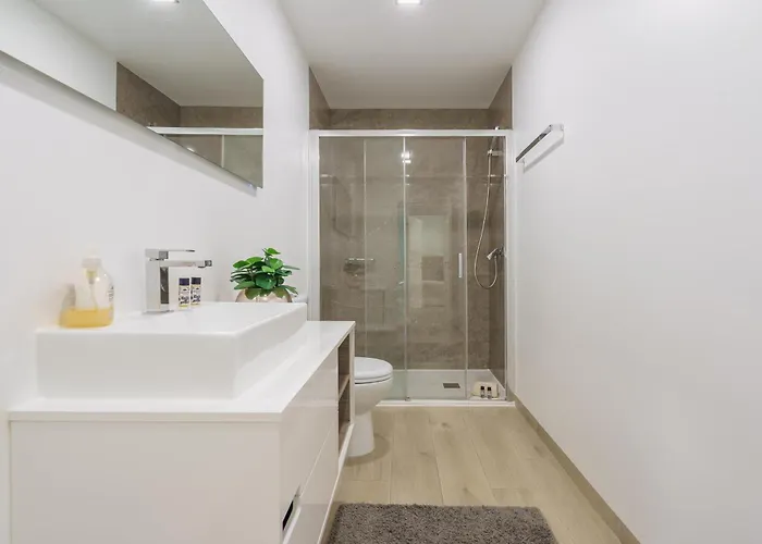 With Ocean View * لورينها