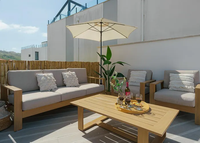 فيلة With Ocean View لورينها